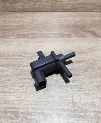 Toyota Prius (XW20) Turbo solenoid valve 9091012259 4762002771