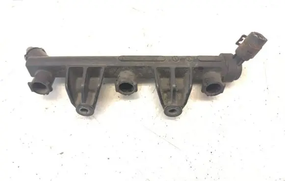 Fuel main line pipe