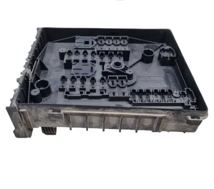 Volkswagen Tiguan Fuse module 1K0937125A