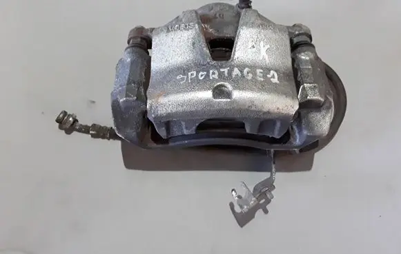KIA Sportage Front brake caliper 581802YA50