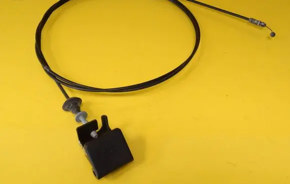 Mazda 5 Engine bonnet/hood lock release cable 