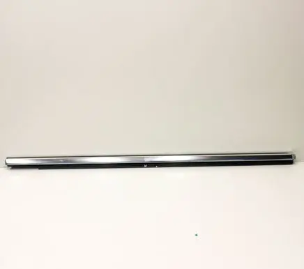 Maserati Ghibli Door glass trim 670009851