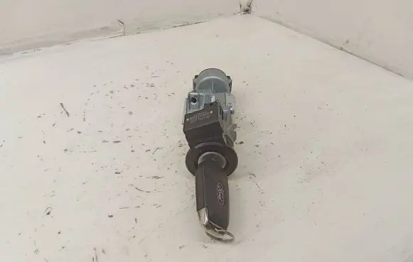 Ford Mondeo MK V Ignition lock 3M513F880AE