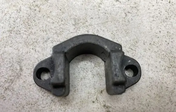 BMW 3 E46 Fuel Injector clamp holder 