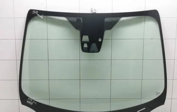 Ford Focus Front windscreen/windshield window Bm51a03100g Dot617as1m502 43r002025