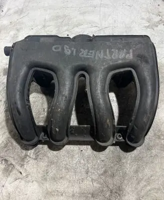 Peugeot Partner Intake manifold 