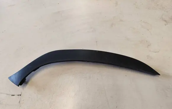 Renault Clio IV Under headlight/headlamp trim 260440852R B586