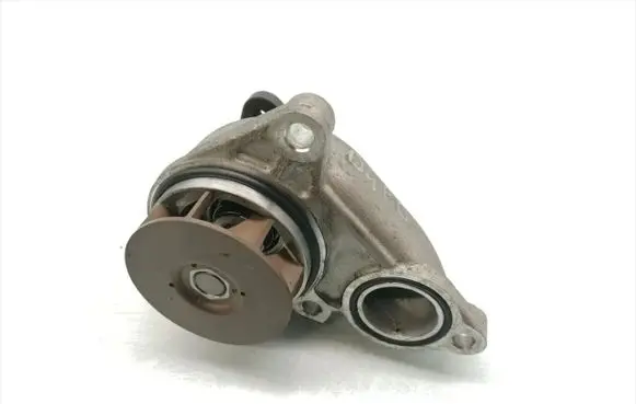 KIA Sportage Water pump D4FD