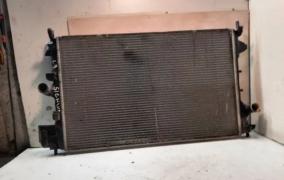 Opel Signum Coolant radiator 876097Z Z60948
