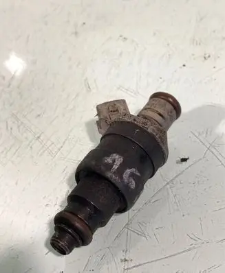 Fuel injector