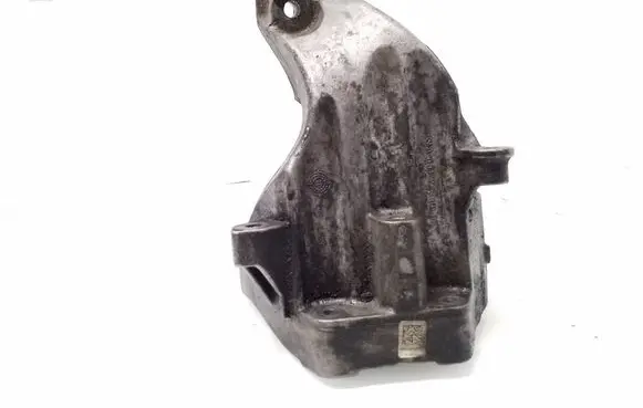 Mercedes-Benz E W212 Engine mounting bracket A6512230004