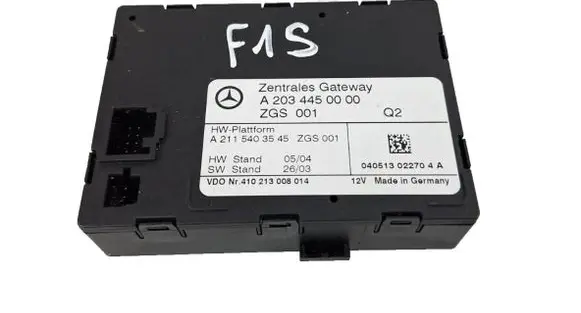 Mercedes-Benz C W203 Gateway control module A2034450000