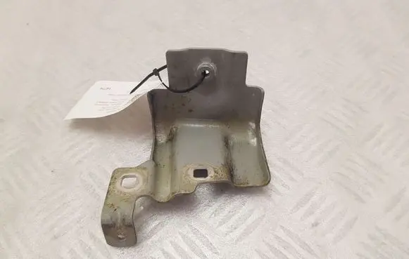Mercedes-Benz S C217 Fender mounting bracket A2178801114