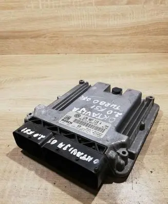 Skoda Octavia Mk2 (1Z) Engine control unit/module ECU 1Z0907115A 0261S02339