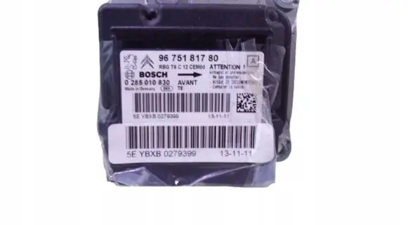 Peugeot 3008 I Airbag control unit/module 9675181780