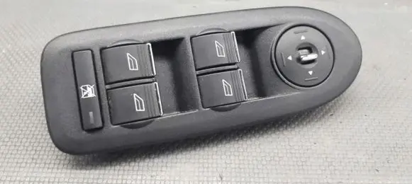Ford Focus C-MAX Quarter vent window switch 8M5T14A132AC