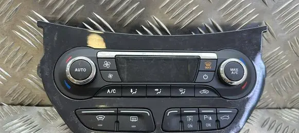 Ford Kuga II Climate control unit DV4T18C612AC WL0A31864