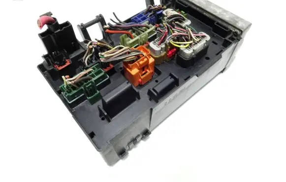 Chrysler Voyager Fuse module 05144579AC 05144509AD 10020AU
