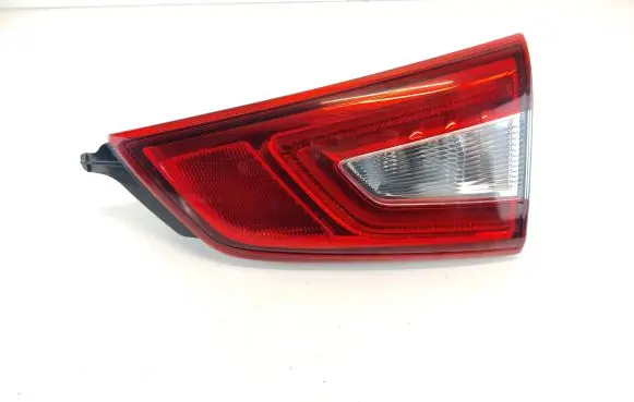 Nissan Qashqai Tailgate rear/tail lights 265504EA5A 265504EA5B