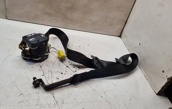 Volkswagen Touran I Front seatbelt 1T0857706B 65591 33039606