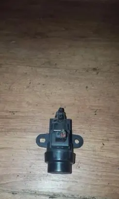 Ford Mondeo MK I Turbo solenoid valve 95bb91459