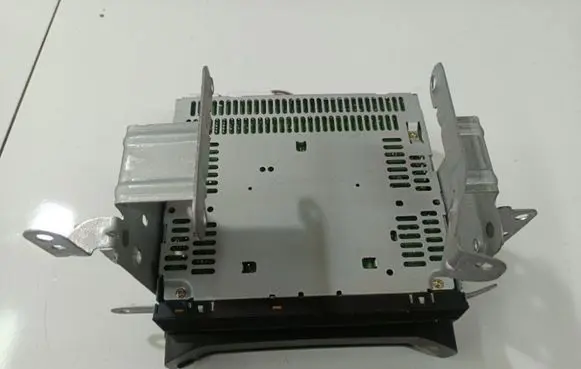 Nissan Primera CD/DVD changer 28185AV700