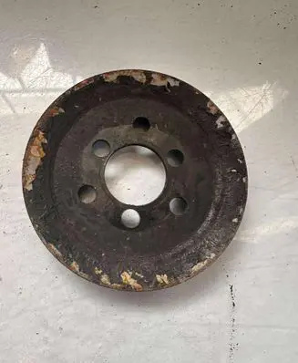 Volkswagen Golf III Water pump pulley 03714525
