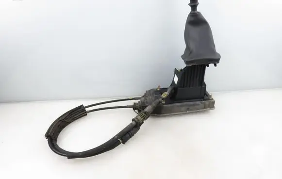 Renault Espace - Grand espace IV Gear shifter/selector 3832120