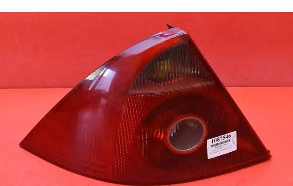 Ford Mondeo Mk III Rear/tail lights 1S7113405A