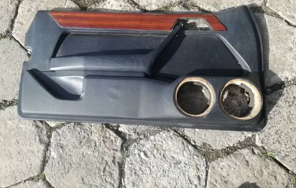 Mercedes-Benz E W124 Front door 1247270370
