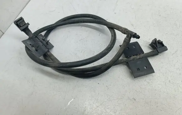Windshield washer spray nozzle