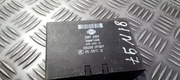 Nissan Primera Other control units/modules 284502f001 05051102