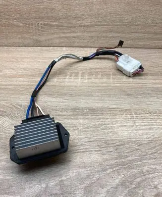 Toyota Avensis T220 Heater blower motor/fan resistor 4993002121 2464701781