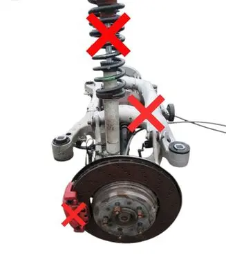 BMW M5 Stub axle 2283715 2283716