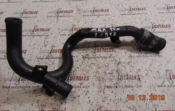 Mercedes-Benz A W169 Engine coolant pipe/hose A6402001452