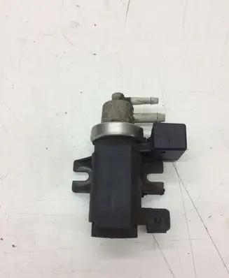 Opel Combo C Vacuum valve 72190338 8972183310