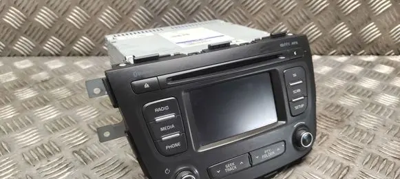 KIA Sorento Radio/CD/DVD/GPS head unit 961802PBB0VA 10R037582 3XTC900304T