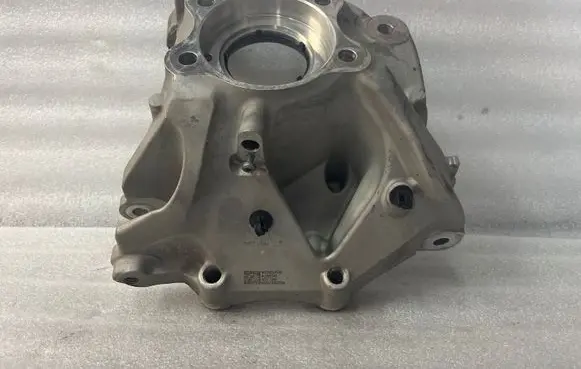 Volvo XC40 Stub axle 32246339