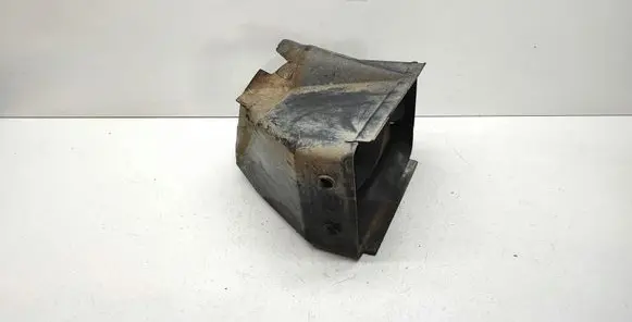 Volkswagen PASSAT B5.5 Intercooler air channel guide 3B0121467