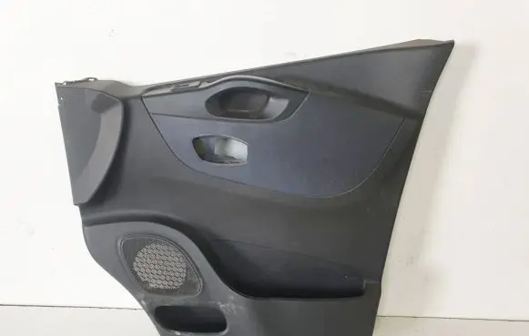 Opel Vivaro Front door card panel trim