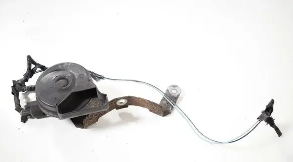 BMW 5 F10 F11 Horn signal 6H5213A803AC