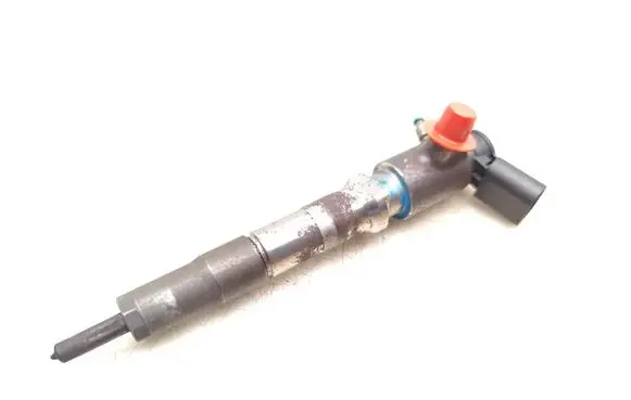 Fuel injector