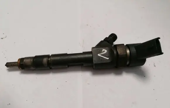 Volvo S40, V40 Fuel injector 7700111014
