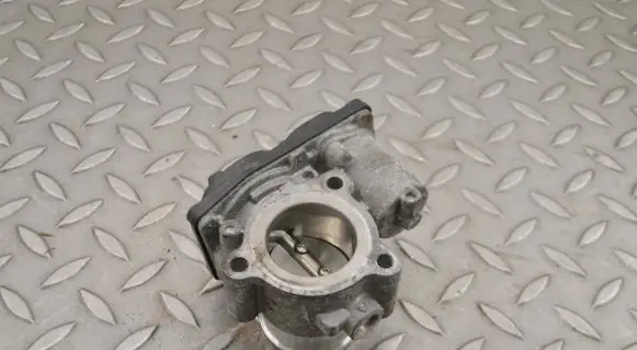 Ford Focus Throttle valve 50989002