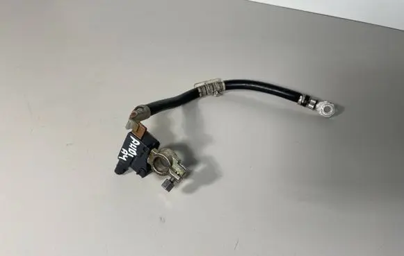 Audi A4 S4 B8 8K Negative earth cable (battery) 8K0915181E 8K0915181