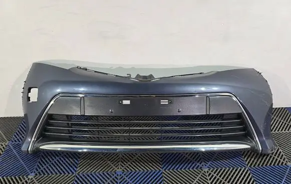 Toyota Auris E180 Front bumper lower grill 5311202390