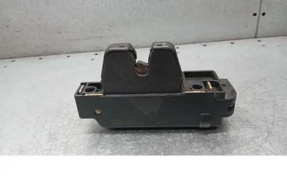 Citroen Xsara Picasso Tailgate/trunk/boot lock/catch/latch 9646091580