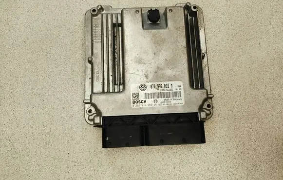 Volkswagen Transporter - Caravelle T5 Engine control unit/module 070997016M 0281014050 1039S19948