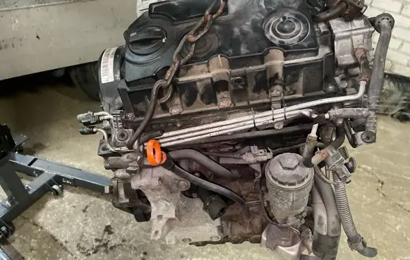 Volkswagen Golf V Engine