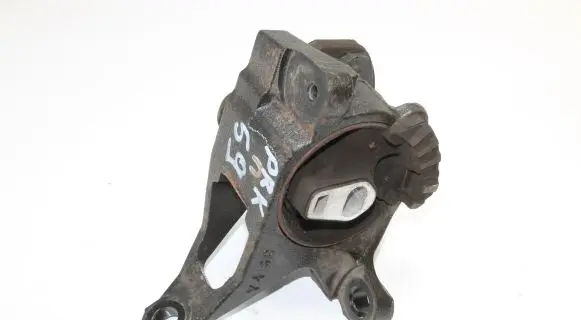 Mazda 3 II Engine mount bracket